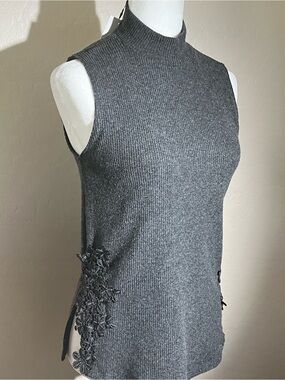 Zara Gray Top Small